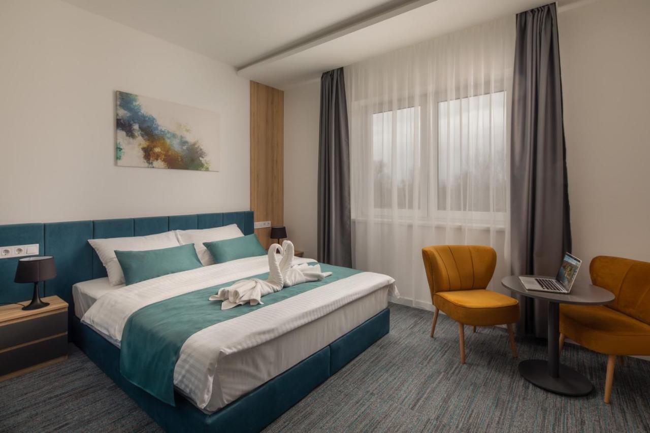 Sziget Hotel Nyíregyháza Esterno foto