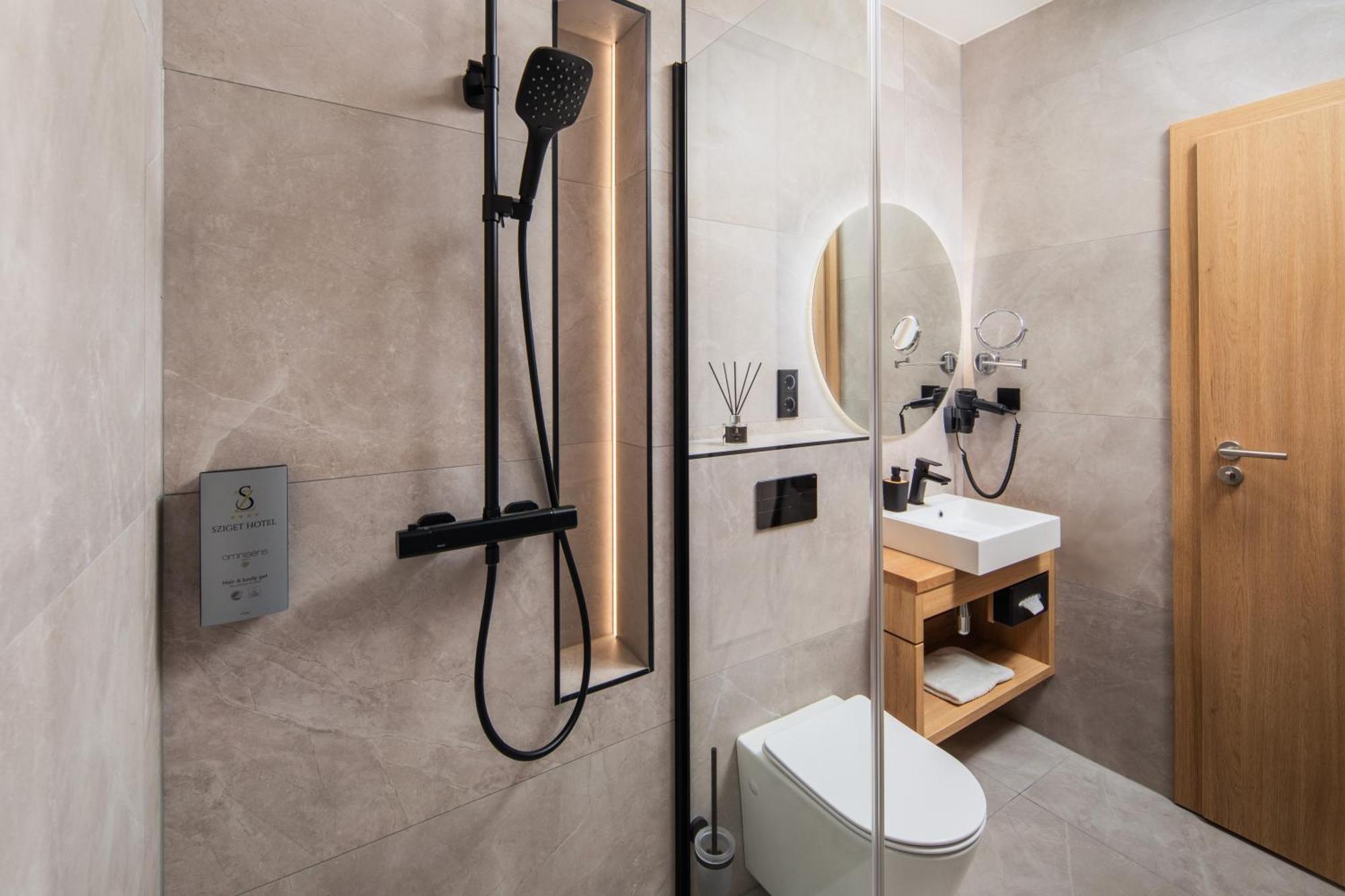 Sziget Hotel Nyíregyháza Esterno foto